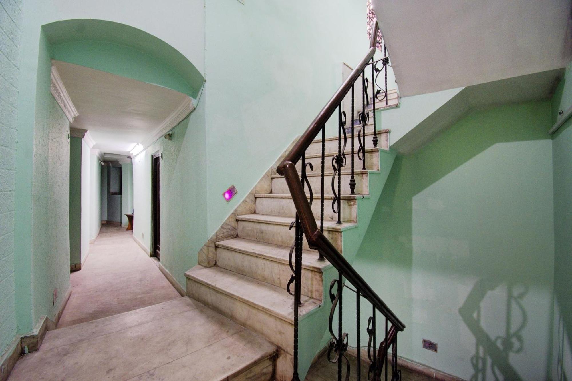 Spot On Dear Hotel Bara Bazar Exterior photo